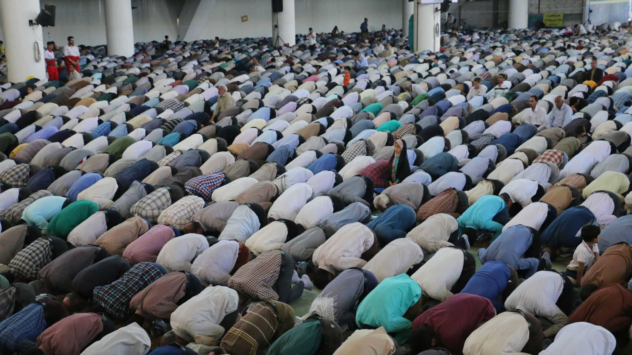 Tarawih 8 atau 20 Rakaat? Ini Penjelasan Ulama Soal Perbedaannya